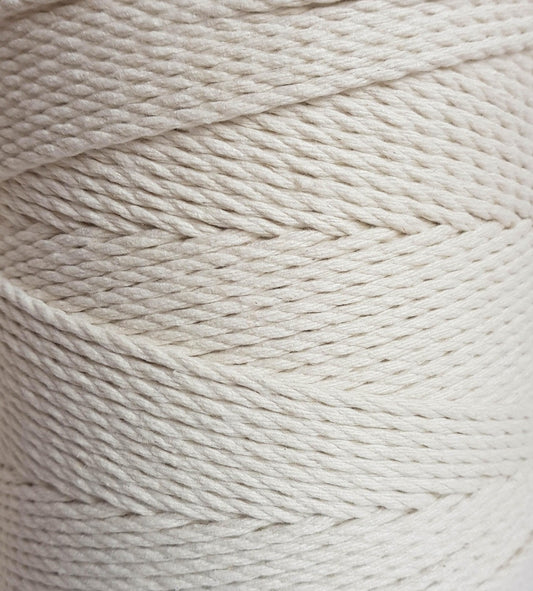 Bomullstråd 4mm 3ply Naturell 260m