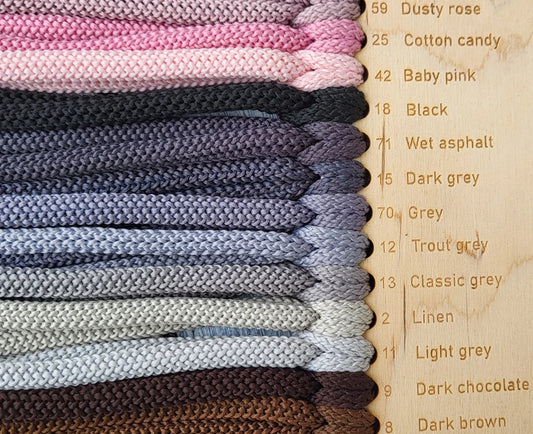 NR 18 Black 6mm hekle/makrame tråd