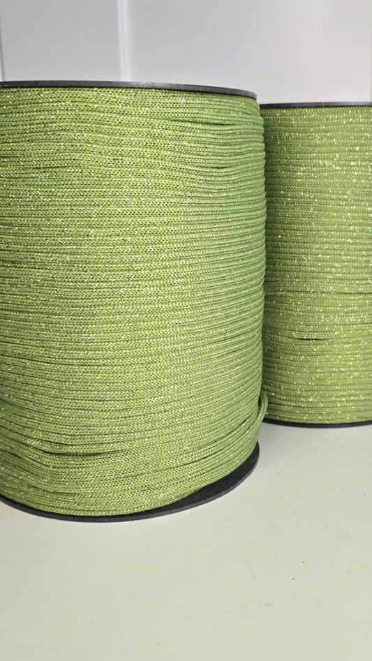 NR 64a Medium green-Gold 4mm hekle/makrame tråd