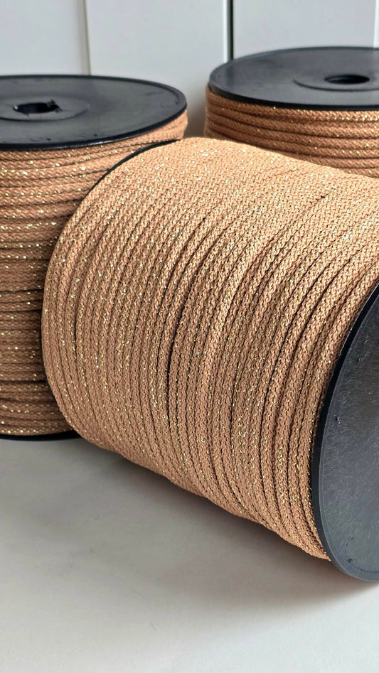 NR 5a Caramel-Gold 6mm hekle/makrame tråd