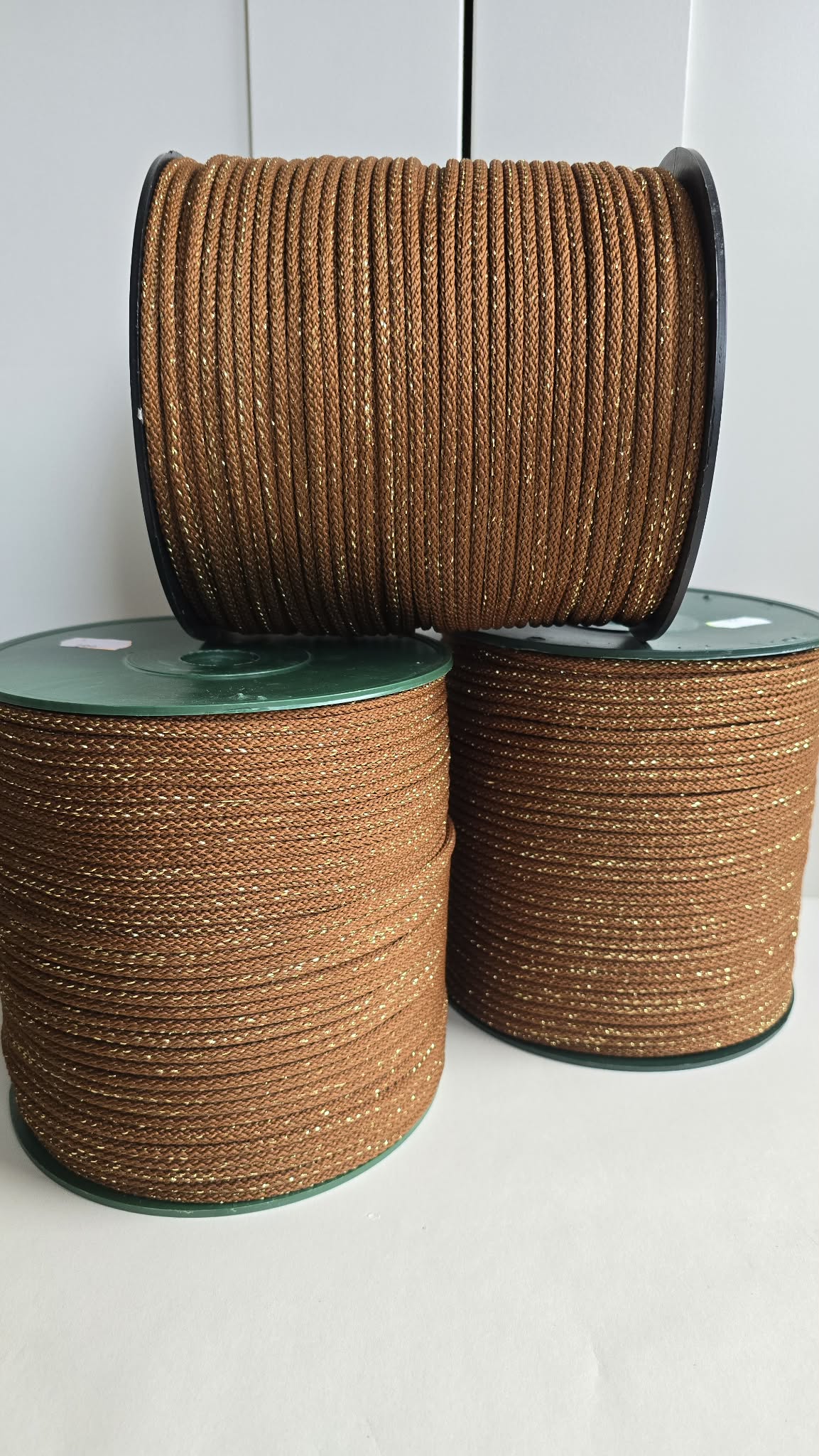 NR 66a Cinnamon-Gold 6mm hekle/makrame tråd