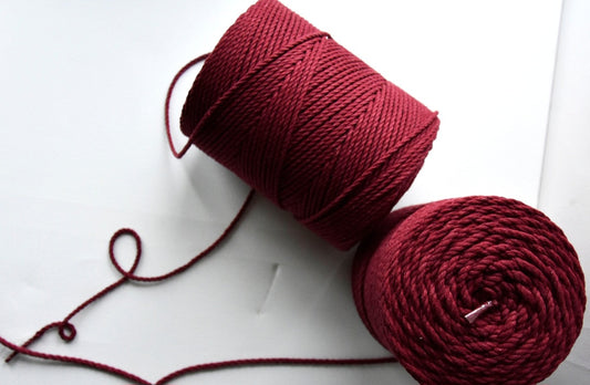 Bomullstråd 3mm 3ply Burgunderrød 280m