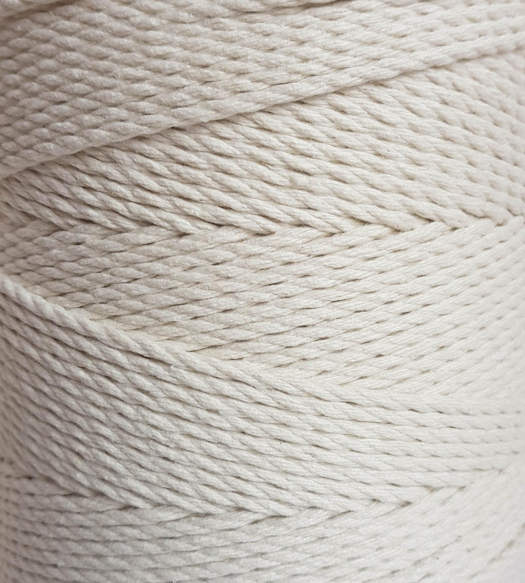 Bomullstråd 4mm 3ply Naturell 260m