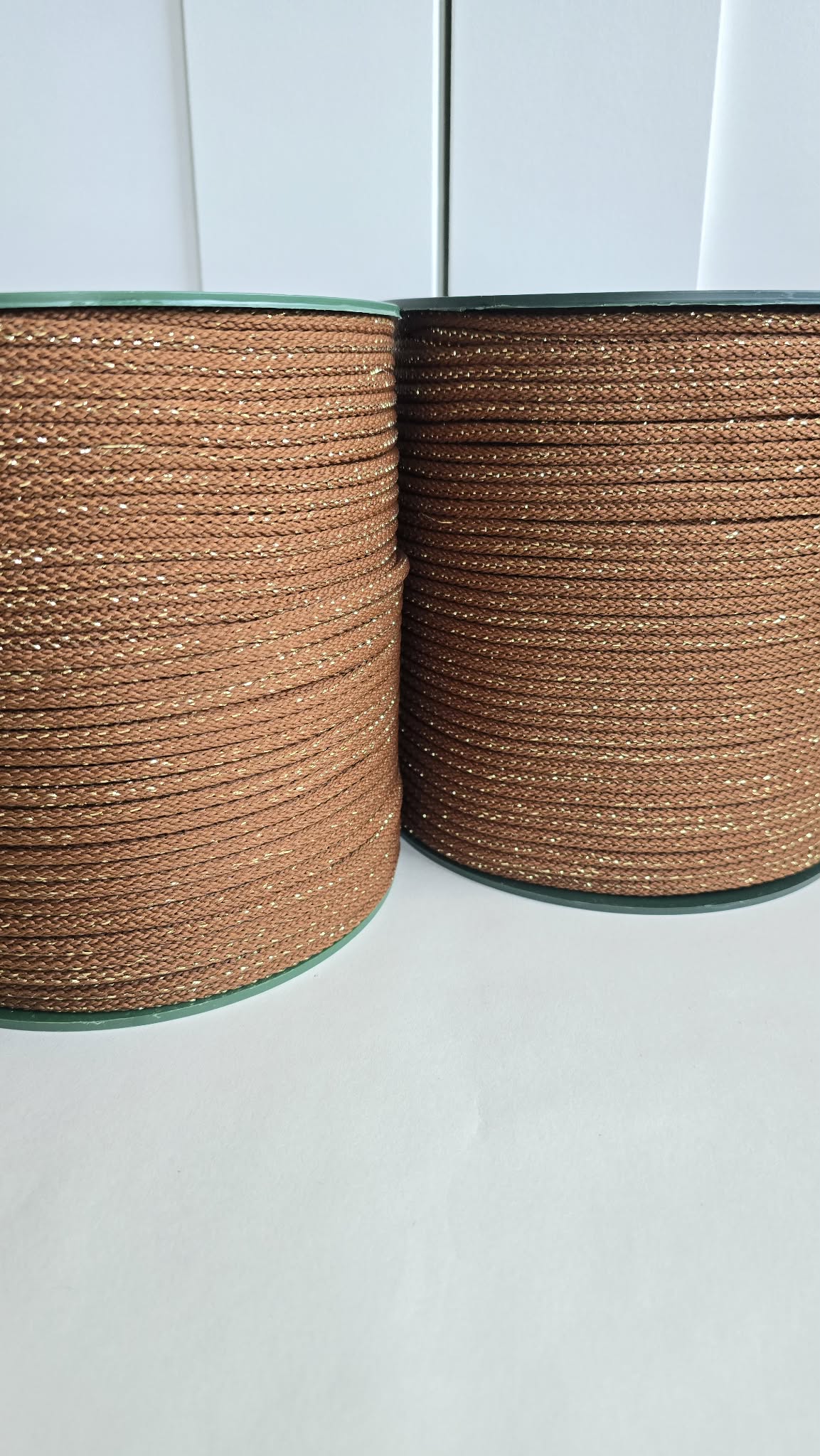 NR 66a Cinnamon-Gold 6mm hekle/makrame tråd