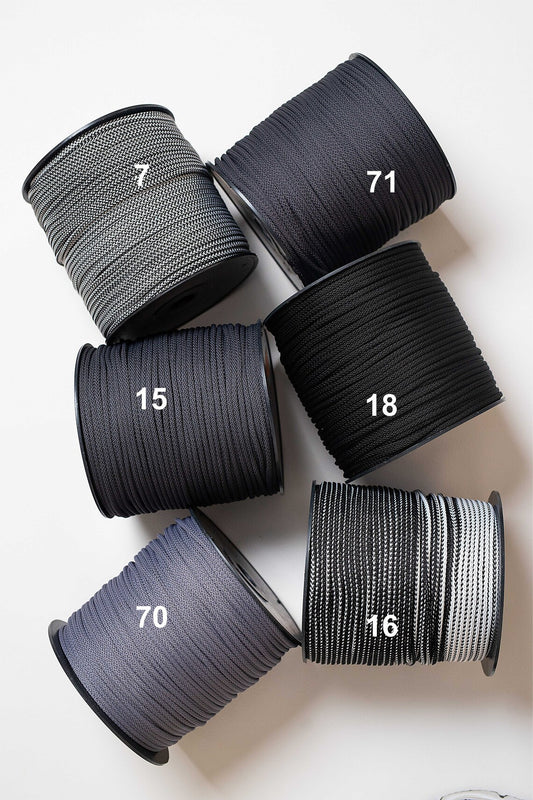 NR 18 Black 6mm hekle/makrame tråd